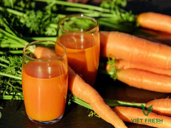 Cách làm nước ép cà rốt uống 